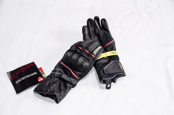 Strada C4 ファブリック−レザーグローブ 只今即納可能です！[98104007]