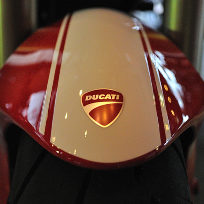 DUCATI LOGO DECAL フロントマッドガード用[43814741a]