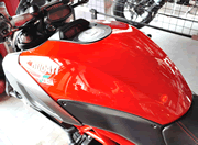 TANK CENTRAL COVERFRED@@t[G^NJo[Fbh@@@DIAVELgp^NJo[p3D DUCATI fJ[(43512761A)͕t܂B@